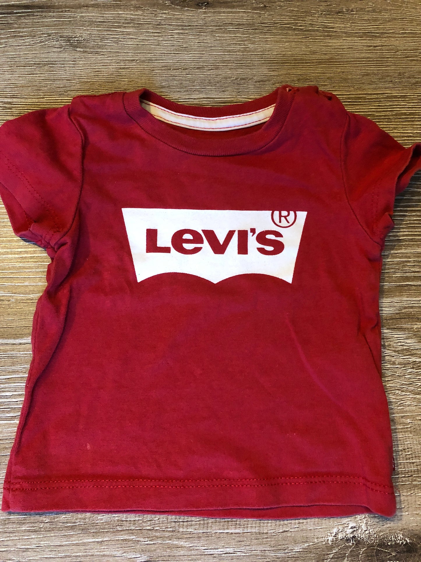 Levi's newborn T-shirt